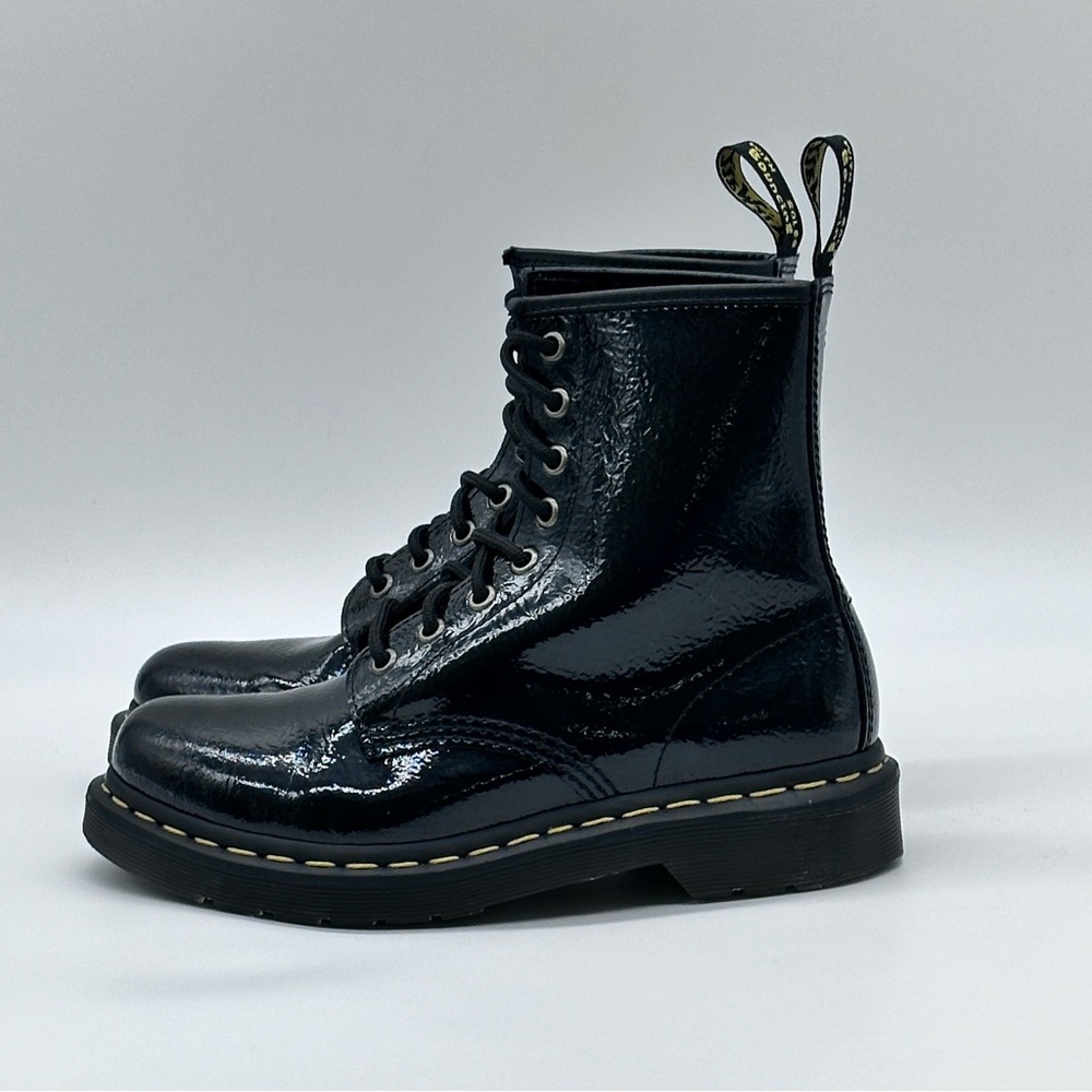 Dr. Martens 1460 Boots. Size 6. - Picture 4 of 9